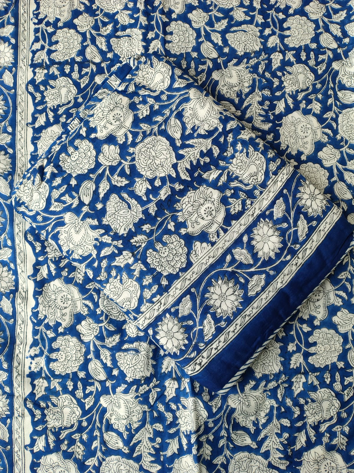 Neel Kamal Matching Bedsheet & Dohar Set