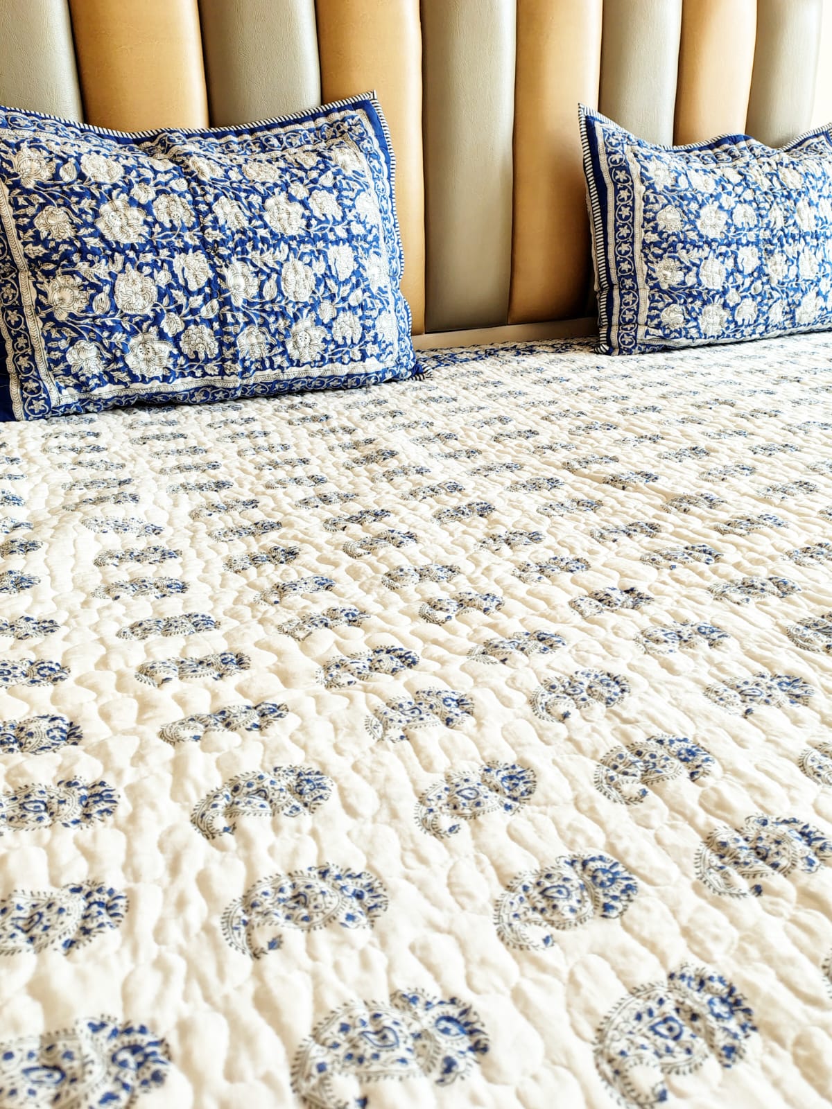 Neel Kamal Quilted Bedcover Set