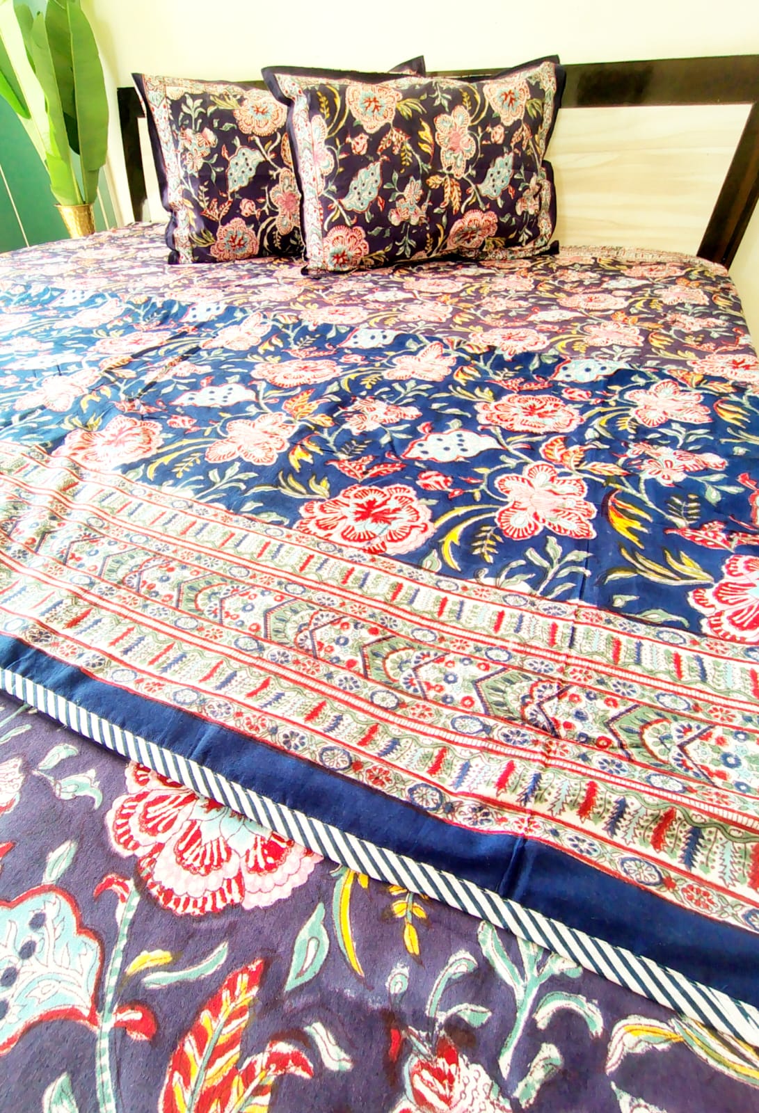 Purple Floral Matching Bedsheet & Dohar Set