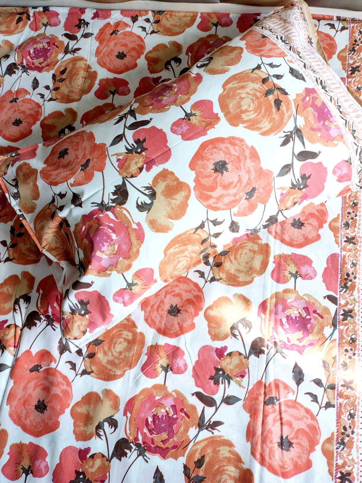 Orange Roses Traditional Printed Bedsheet with Two Reversible Pillow Covers