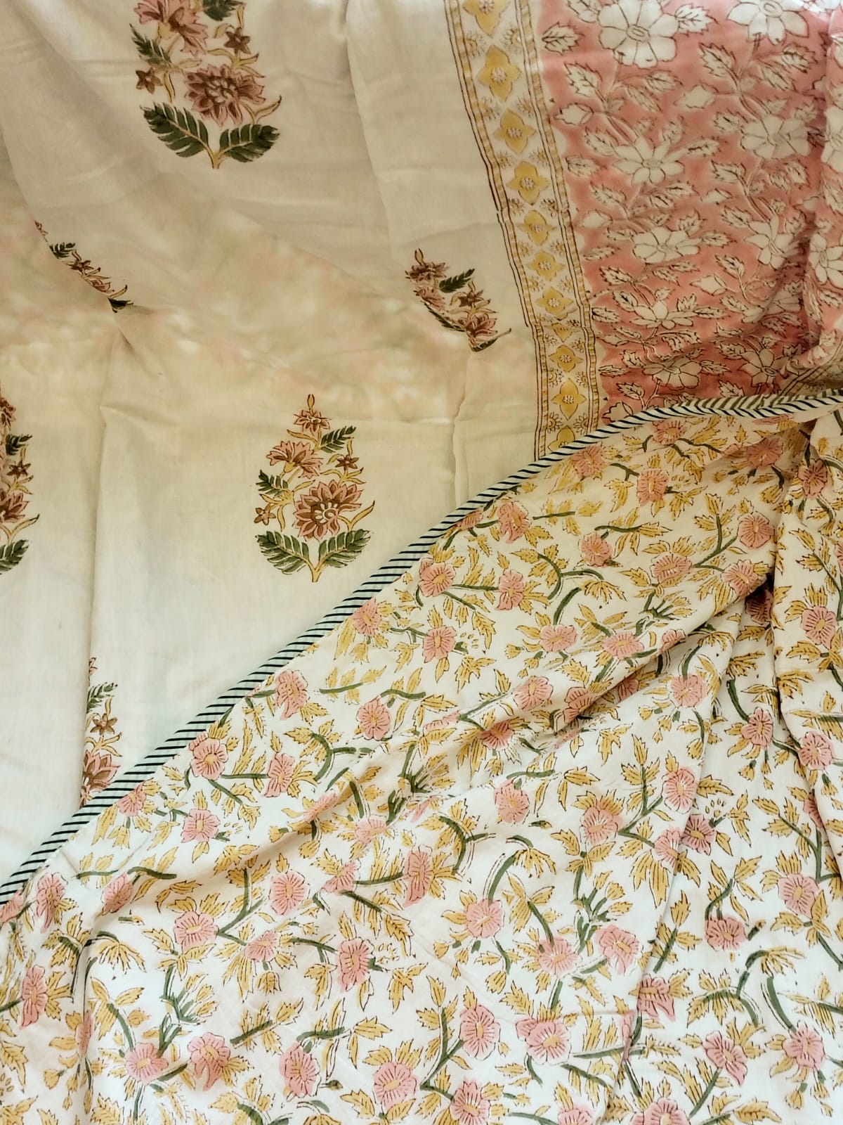 White Kamal Hand Block Reversible Dohar