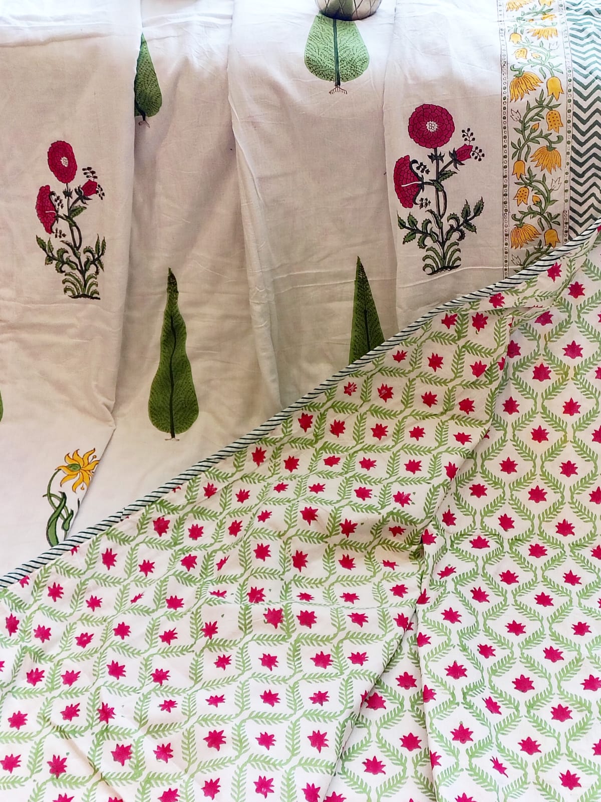 Begum White Forest Hand Block Reversible Dohar