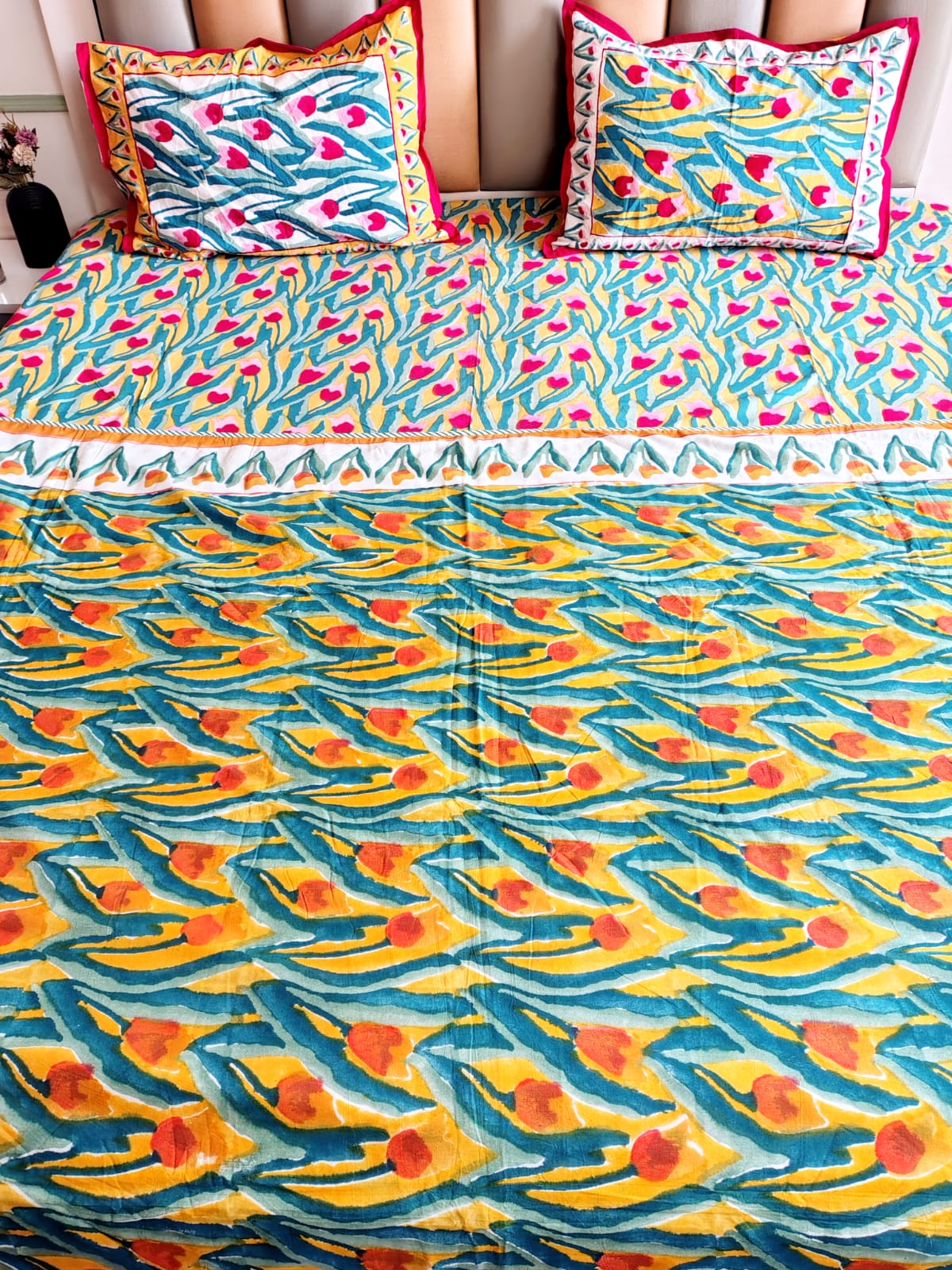 Yellow Tulip Matching Bedsheet & Dohar Set