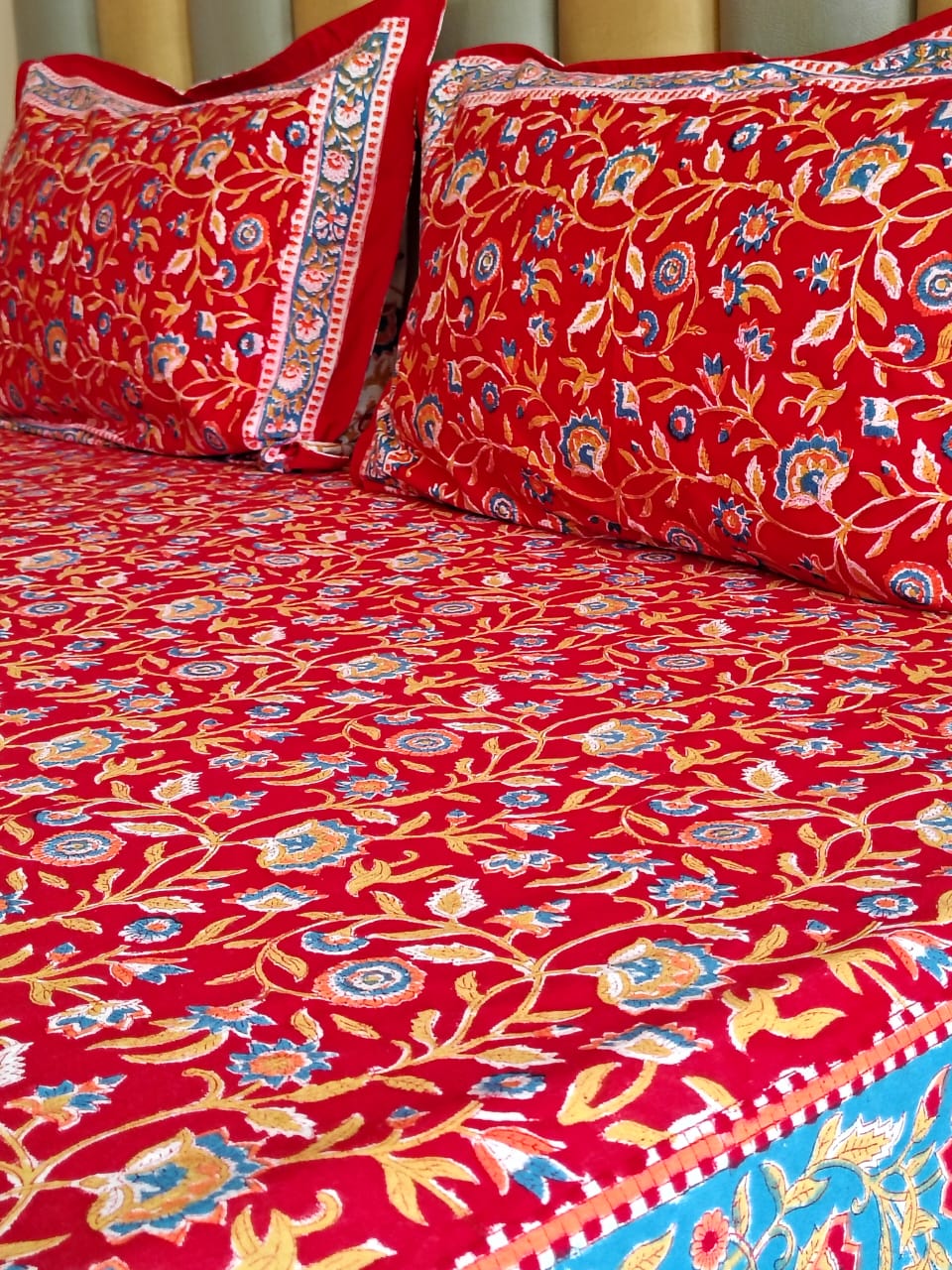 Begum Red Floral Hand Blocked Bedsheet and Bedcover Combo - 6 Piece Combo
