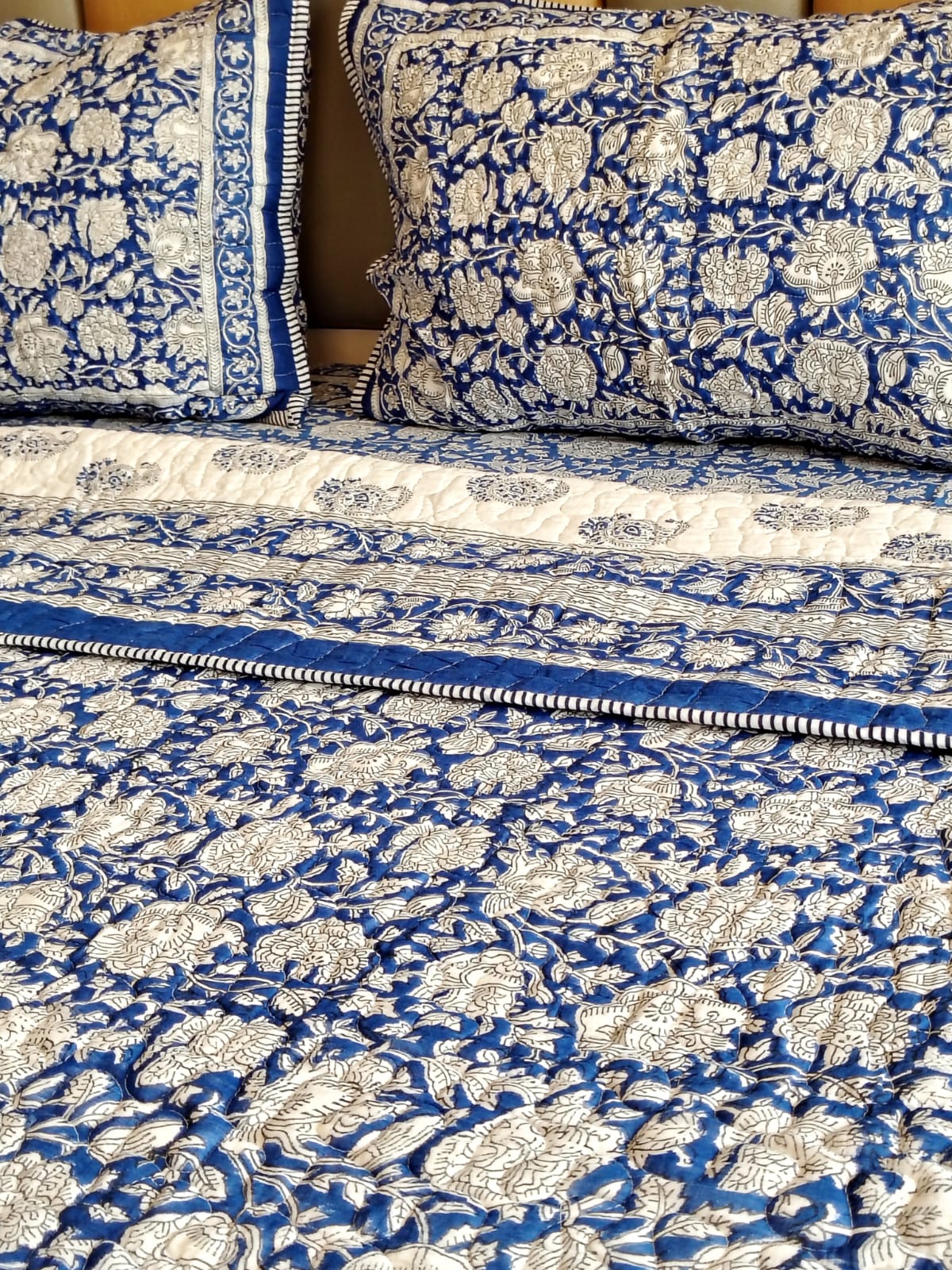 Neel kamal Block Print Bedsheet and Bedcover Combo - 6 Piece Combo