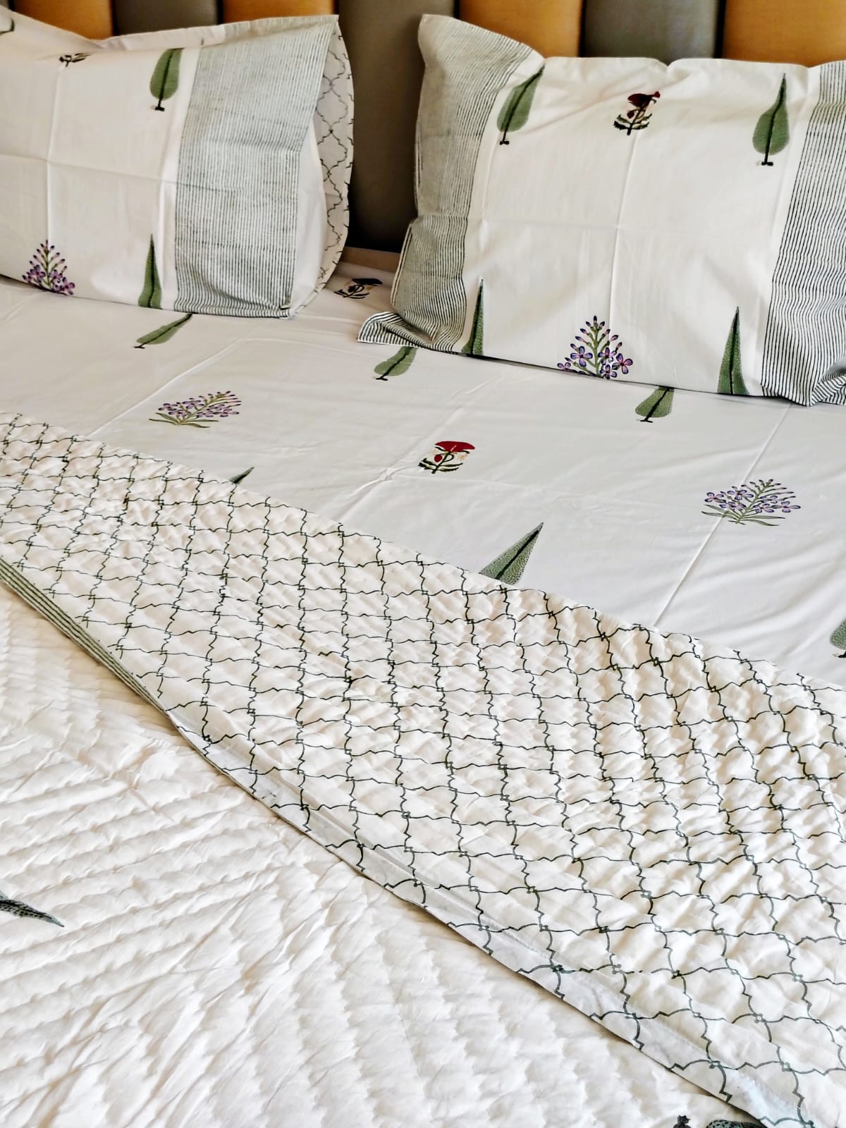 White Pine Hand Block Reversible Single Bed Quilt