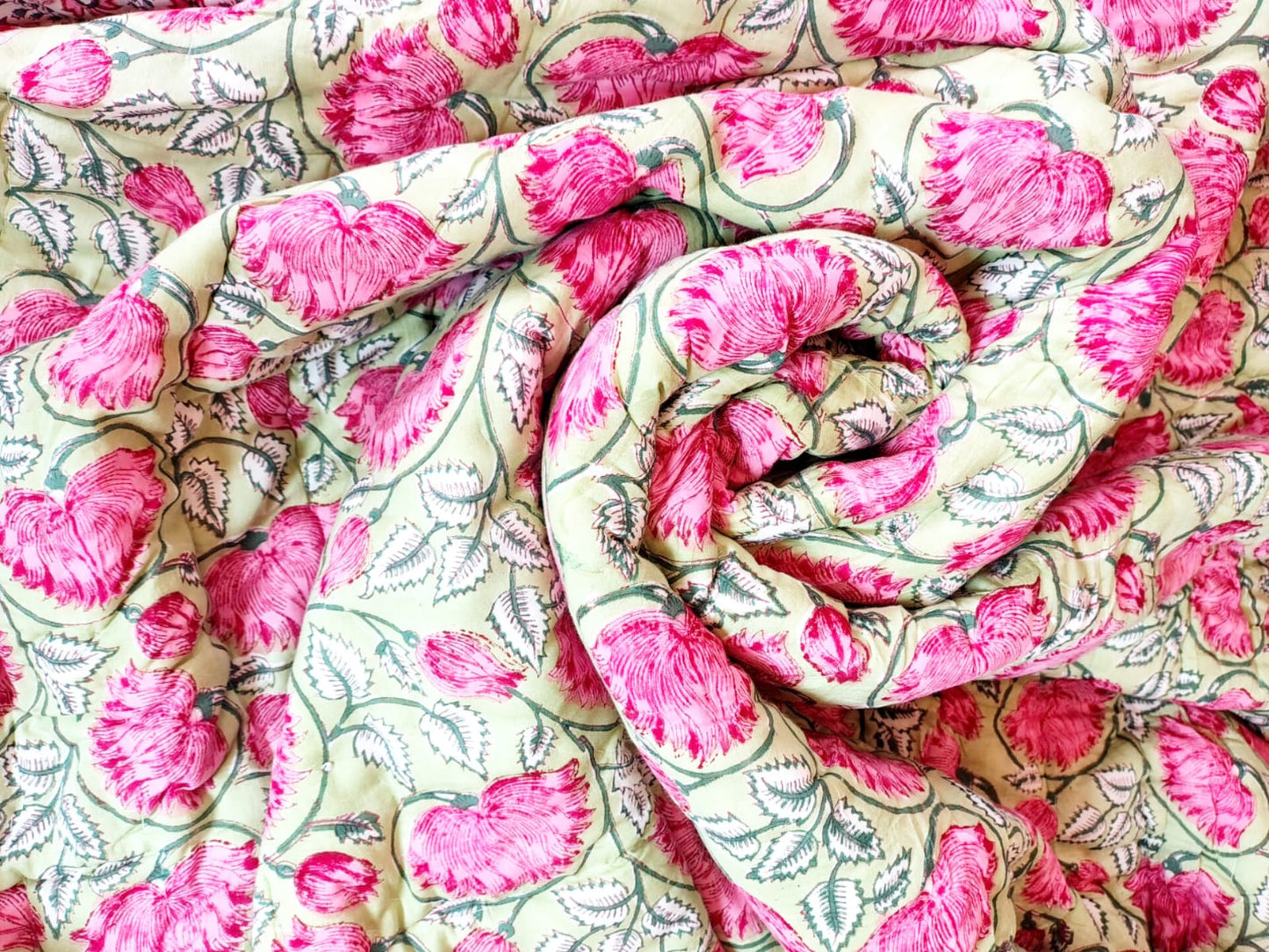 Lal Kamal Block Print Bedsheet & Quilt Set