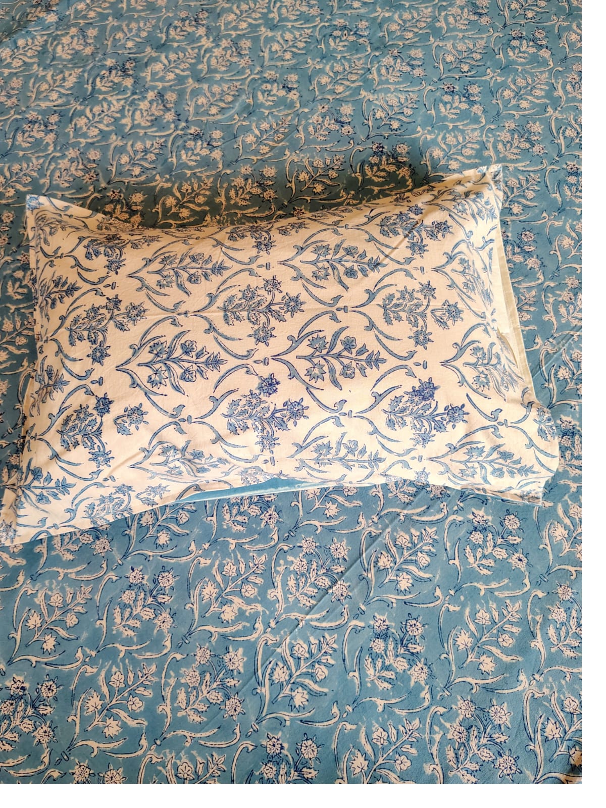 Blue Mughal Hand Block Matching Bedsheet & Dohar Set - Bichhavans