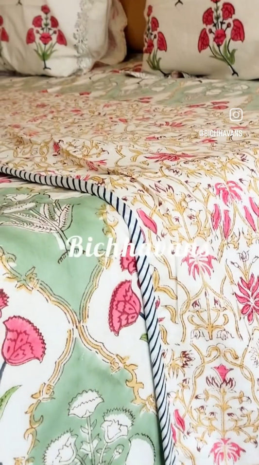 Guldasta Matching Bedsheet & Dohar Set