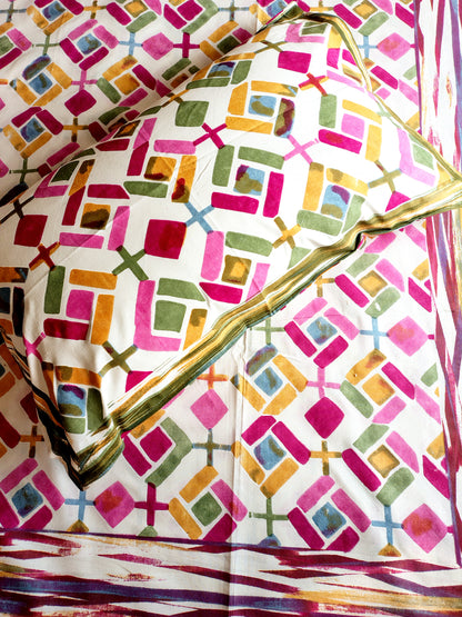 Purple Diamond Traditional Printed Bedsheet with Two Reversible Pillow Covers