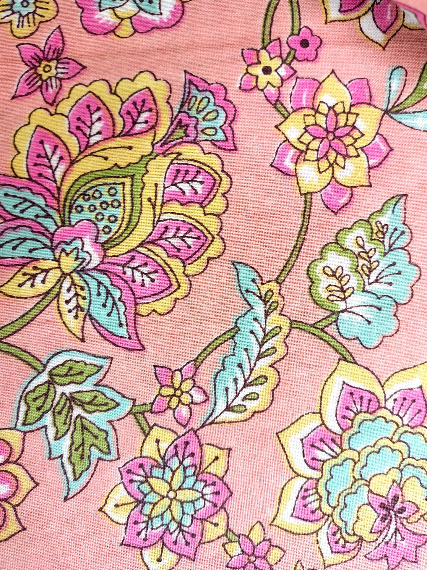 Pink Floral Jaal Traditional Printed Bedsheet with Two Reversible Pillow Covers