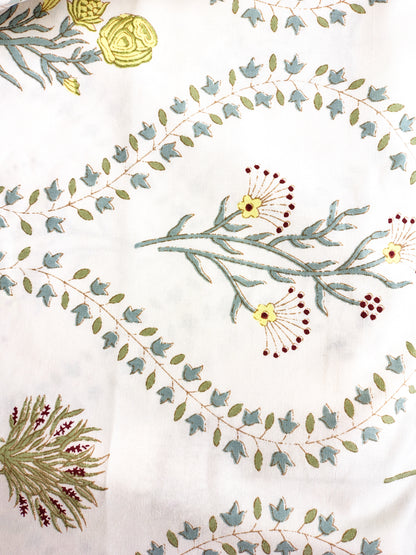 White Bush Traditional Printed Bedsheet with Two Reversible Pillow Covers