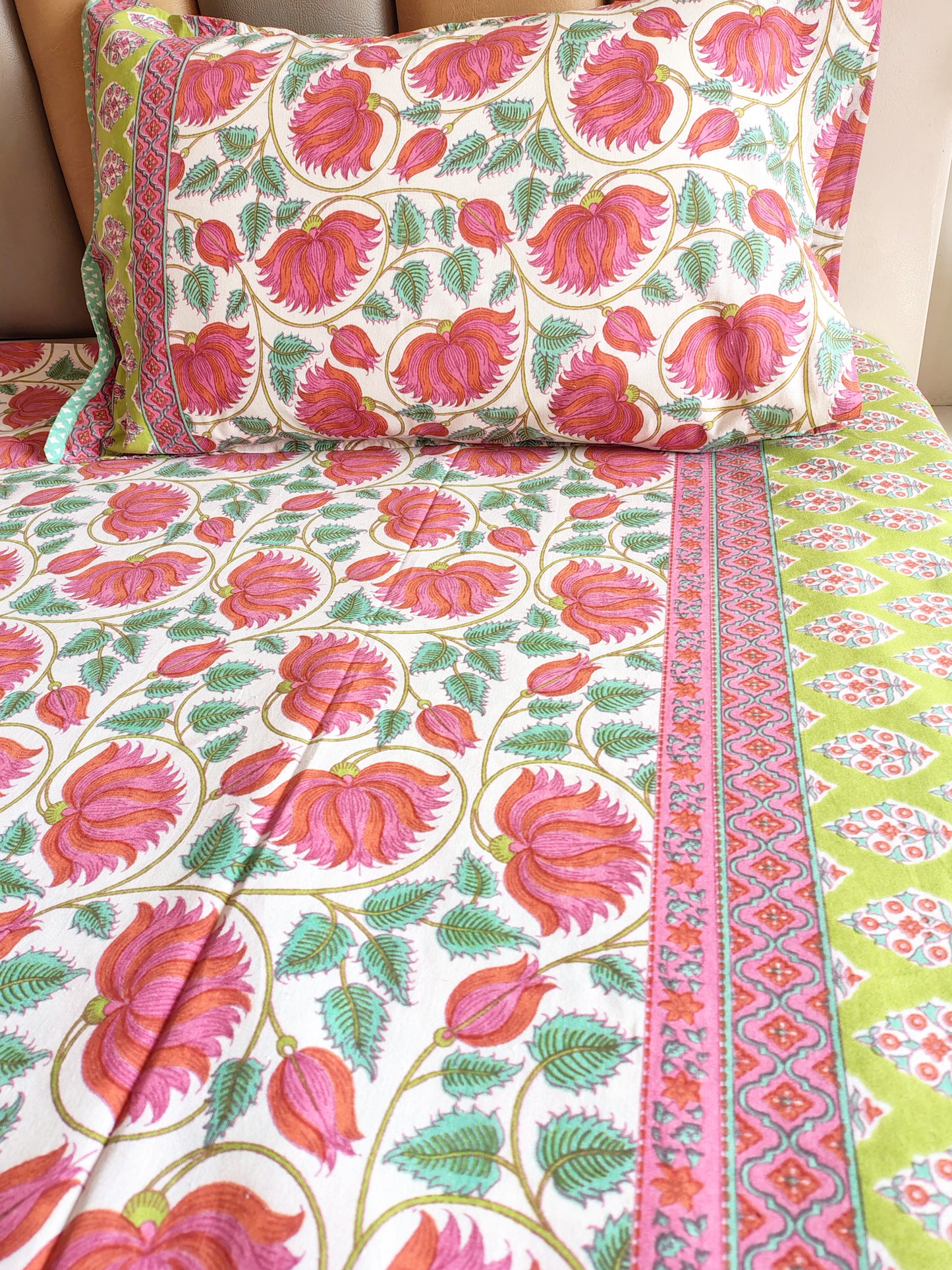 Gulabi Kamal Traditional Printed Bedsheet with Two Reversible Pillow Covers