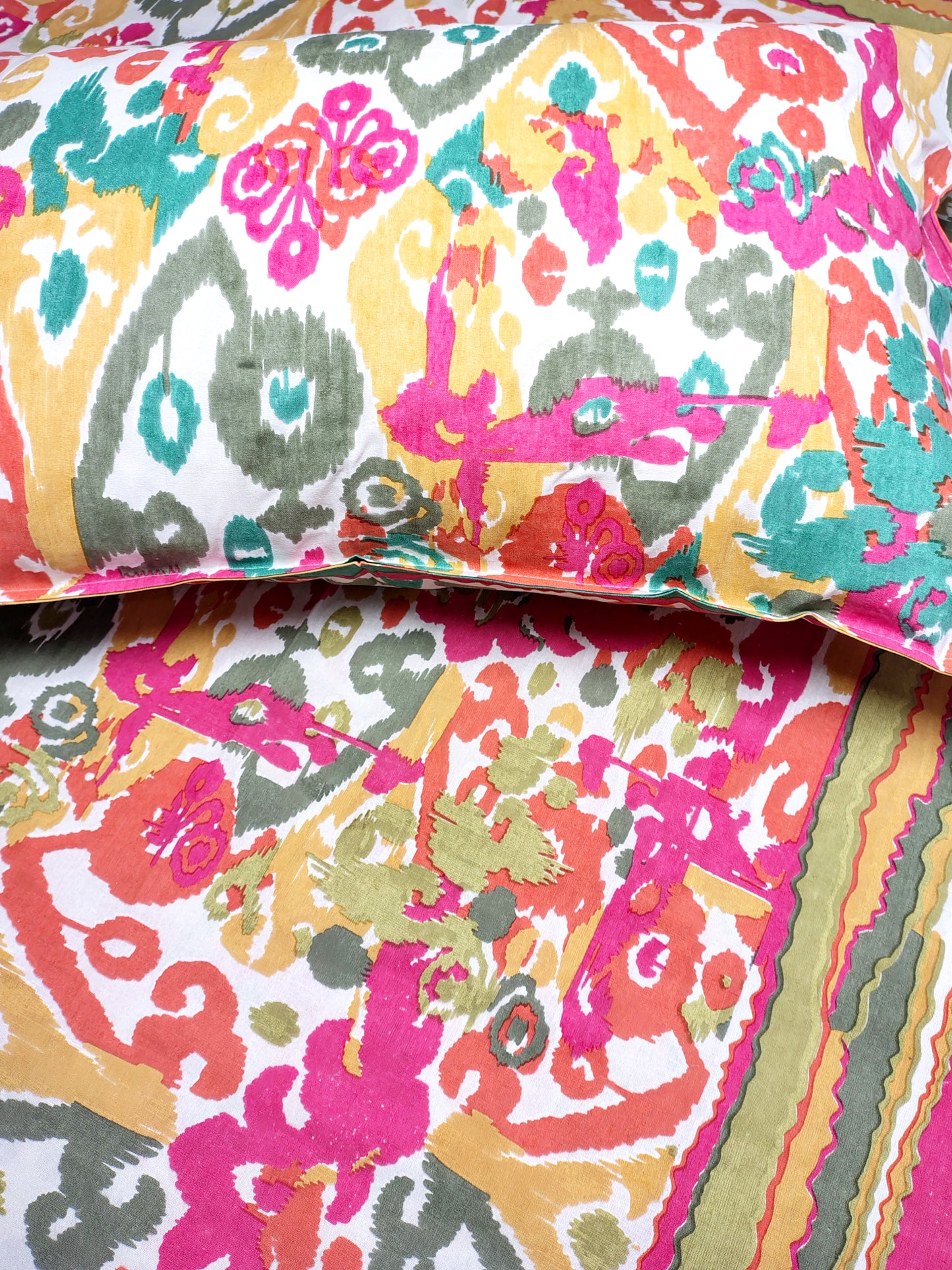 Multi Ikkat Traditional Printed Bedsheet with Two Reversible Pillow Covers