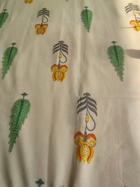 TREE PRINT BEDSHEET WITH TWO REVERSIBLE PILLOW COVERS