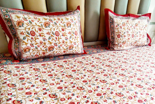 Begum White Floral Matching Bedsheet & Dohar Set