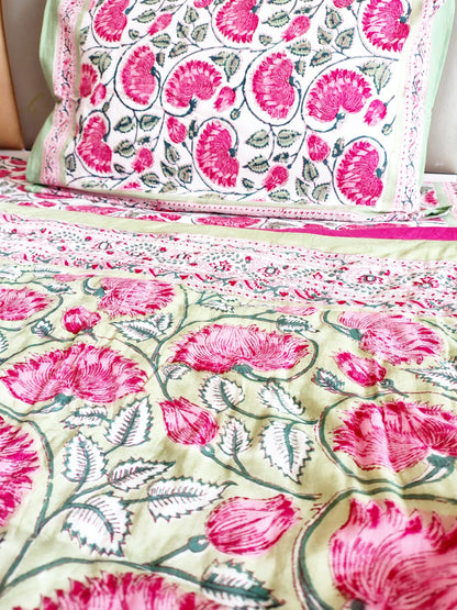 Lal Kamal Block Print Bedsheet & Quilt Set