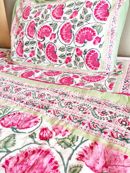 Lal Kamal Block Print Bedsheet & Quilt Set
