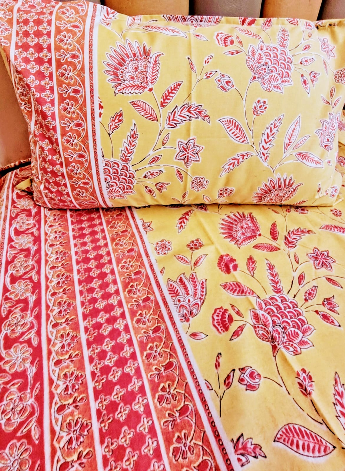 Pink Floral Traditional Printed Bedsheet with Two Reversible Pillow Covers