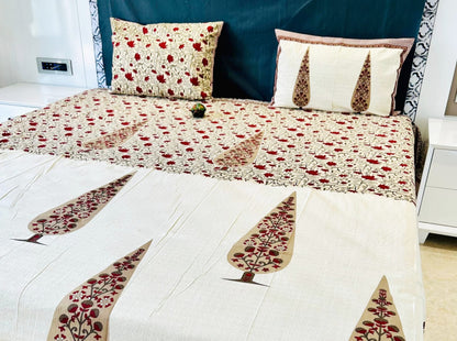 Red Kamal Jaal Traditional Printed Bedsheet with Two Reversible Pillow Covers