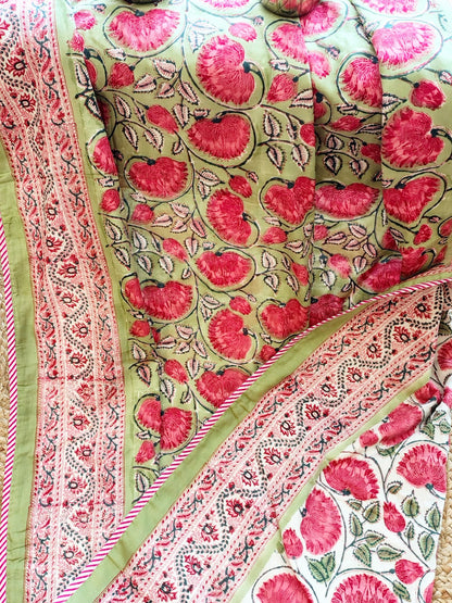 Green Kamal Matching Bedsheet & Dohar Set