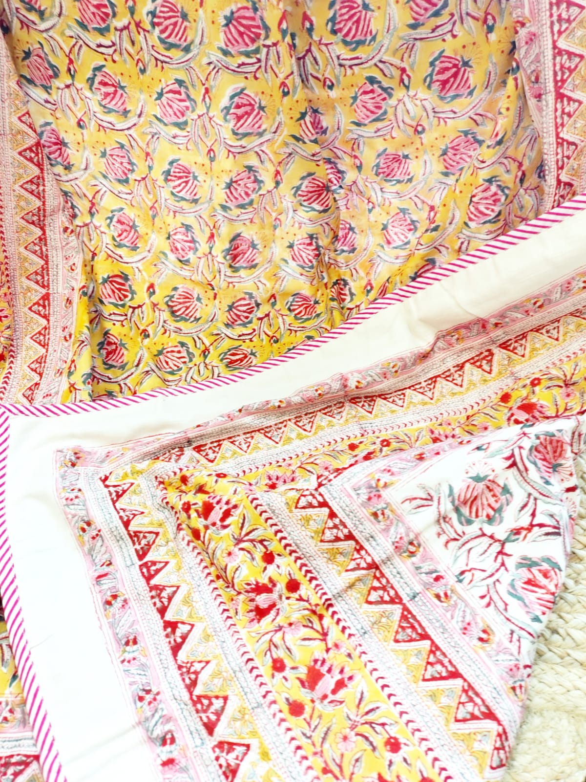 Green Tulip Hand Block Reversible Dohar