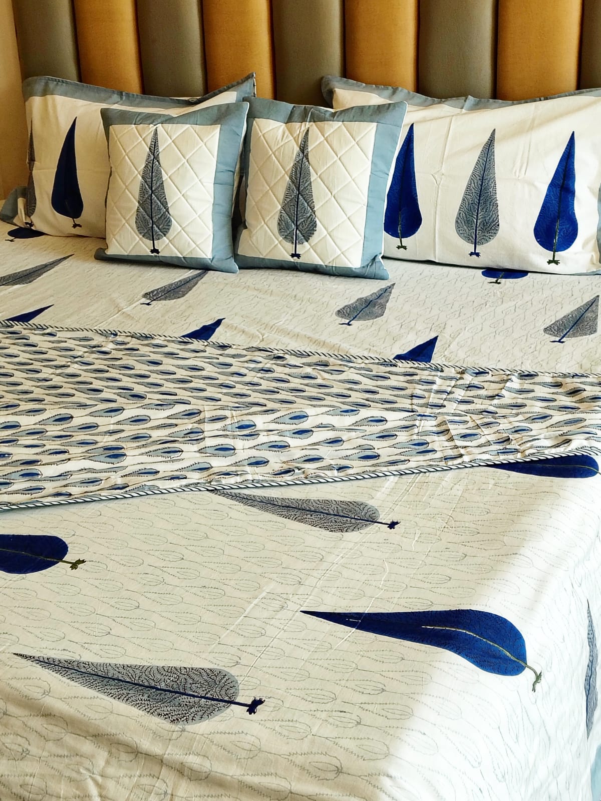Blue Pine Hand Blocked Wedding Set