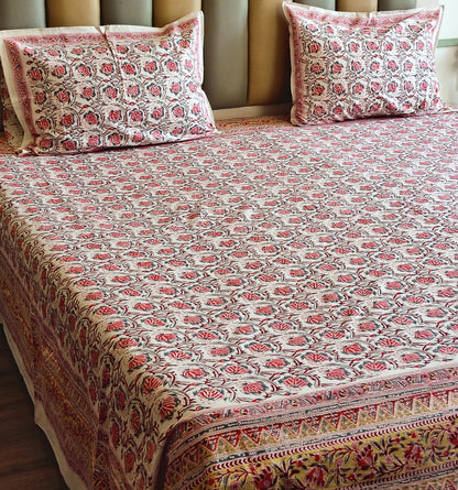 Red Lily Matching Bedsheet & Dohar Set