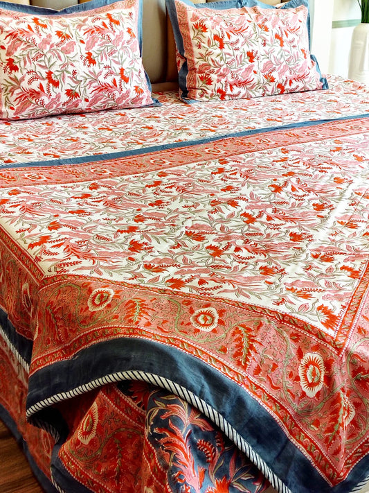 White Peacock Matching Bedsheet & Dohar Set