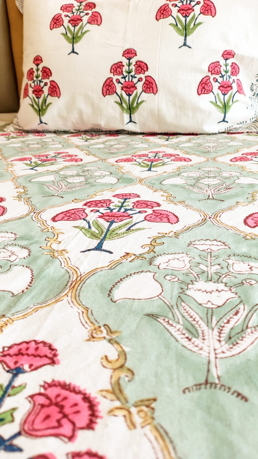 Guldasta Block Print Bedsheet and Bedcover Combo - 6 Piece Combo