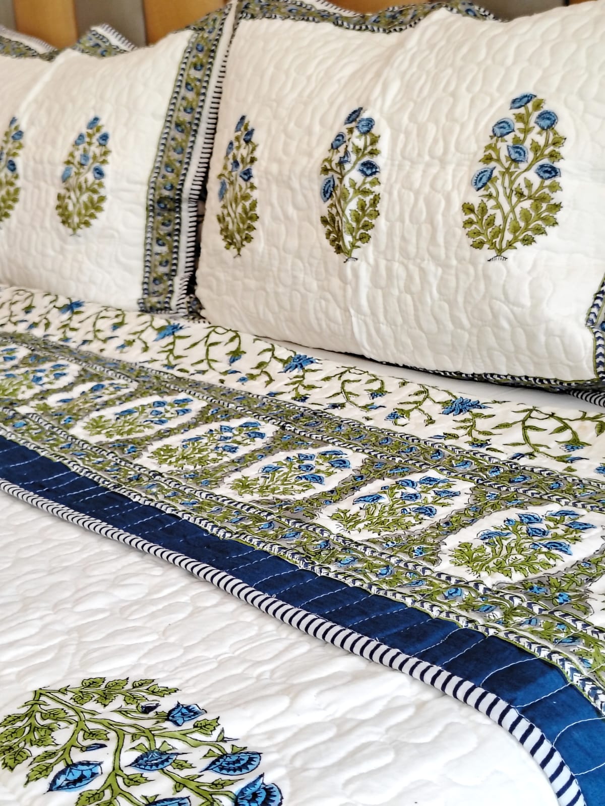 Blue Rose Block Print Bedsheet and Bedcover - 6 Piece Combo