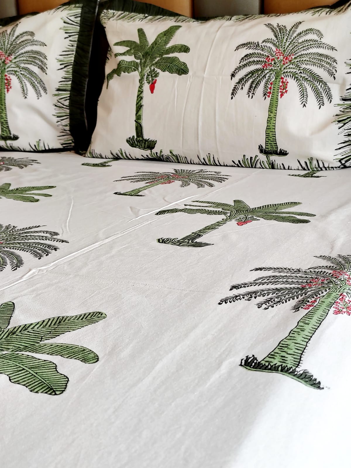 Green Palm Tree Block Print Bedsheet and Bedcover - 4 Piece Combo