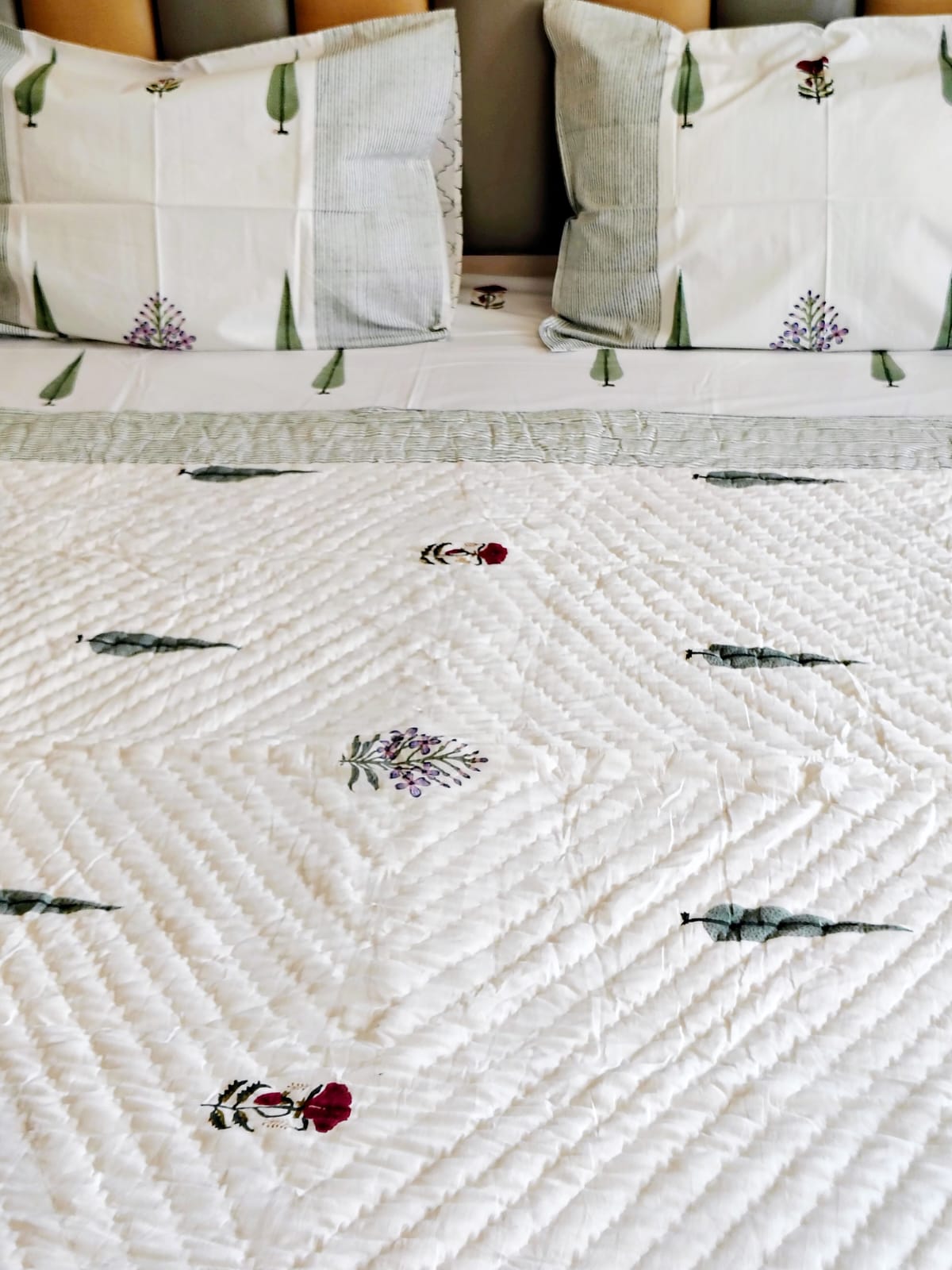 White Pine Hand Block Reversible Single Bed Quilt