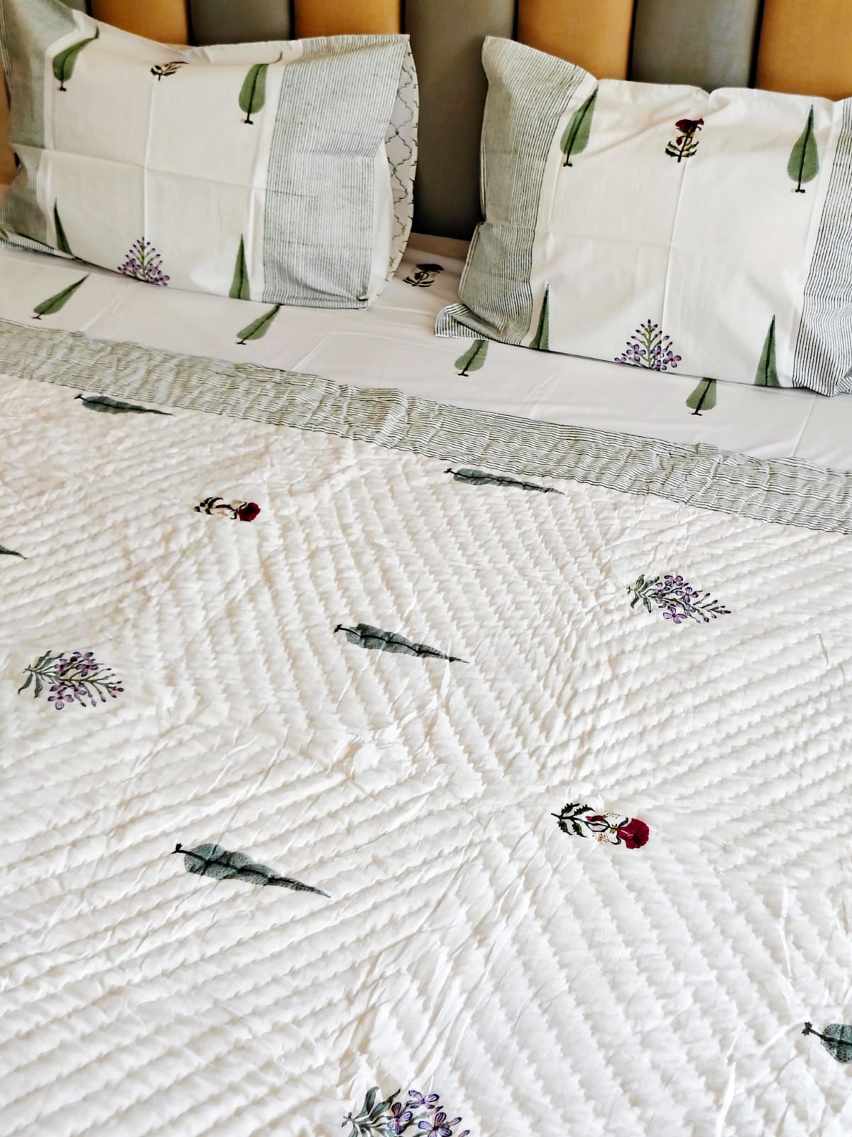White Pine Hand Block Reversible Single Bed Quilt