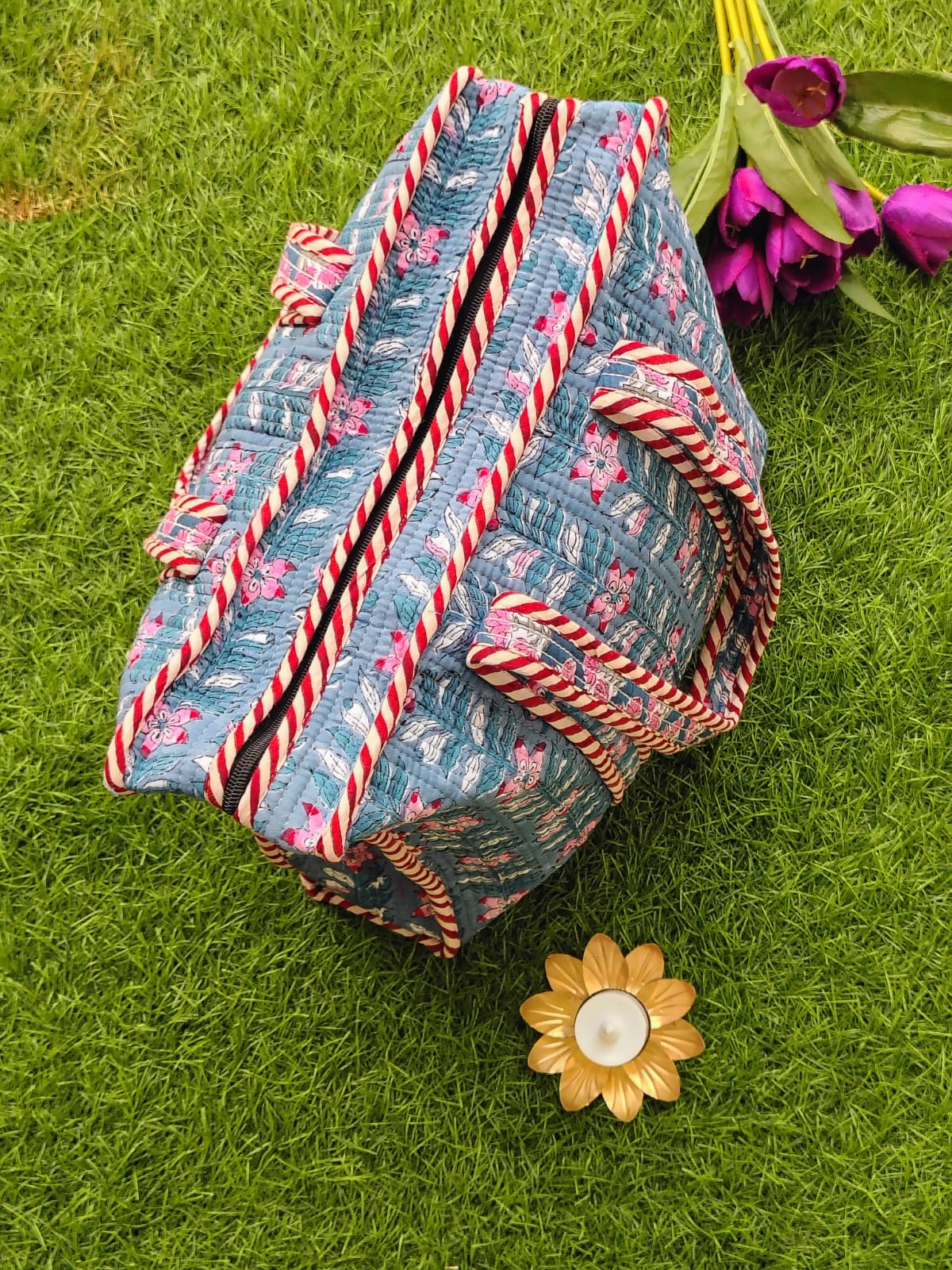 Medium Size Hand Block Tote Bag with Zip