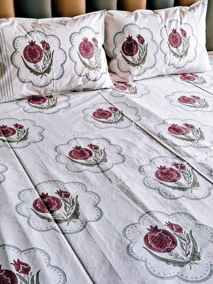 Anaar Block Printed Bedsheet with Two Reversible Pillow Covers - Bichhavans
