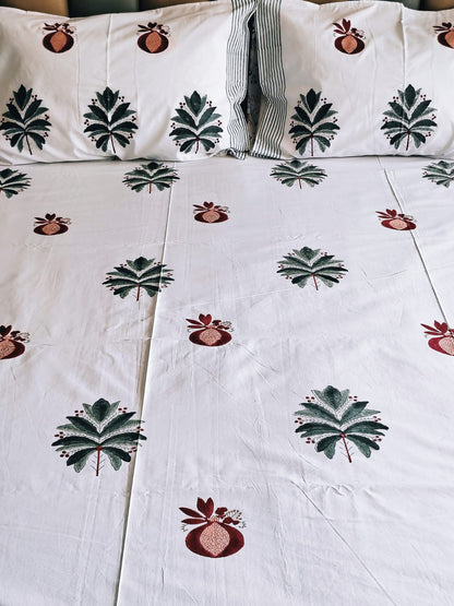 Green Anaar Block Printed Bedsheet with Two Reversible Pillow Covers - Bichhavans
