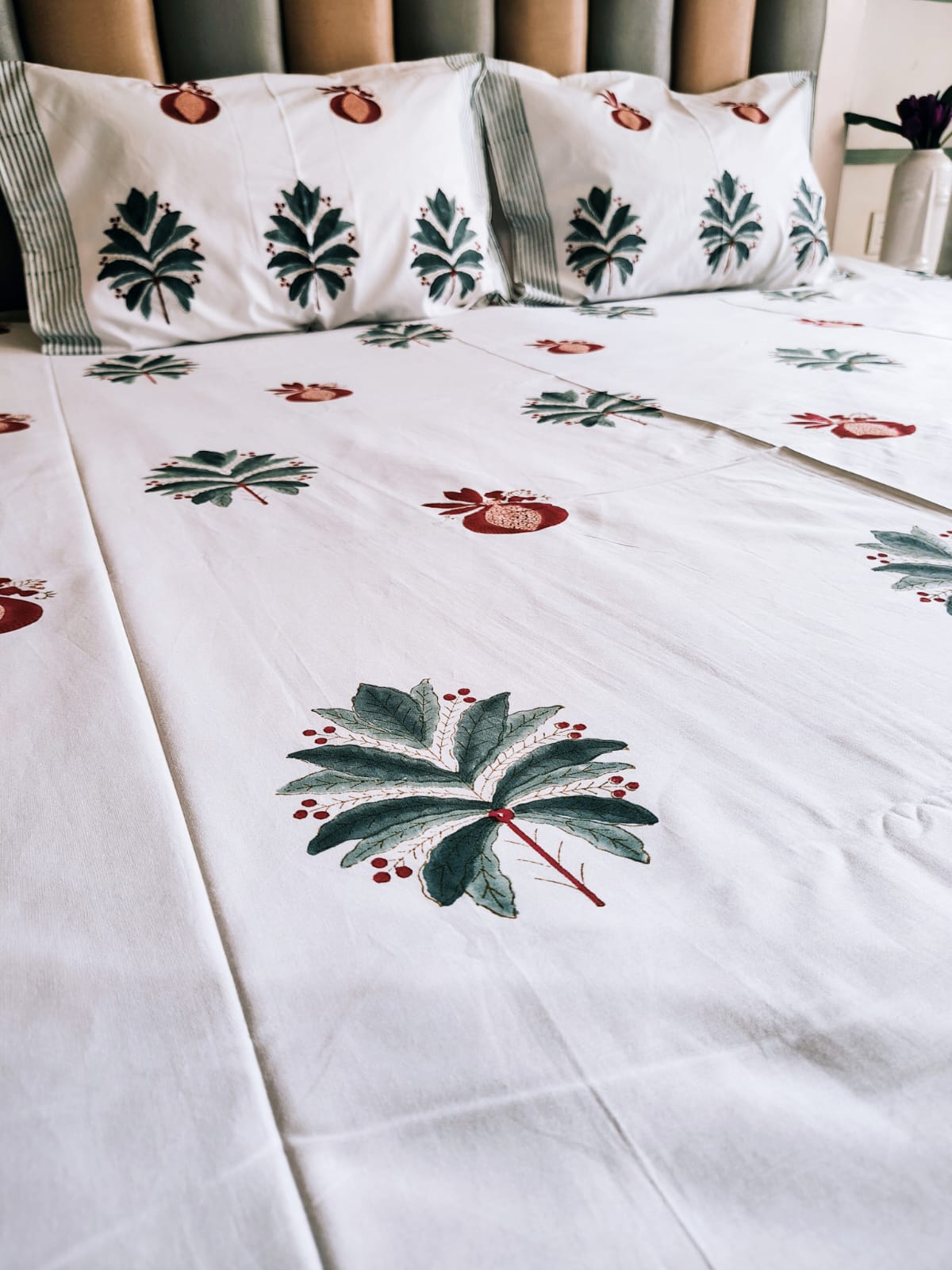 Green Anaar Block Printed Bedsheet with Two Reversible Pillow Covers - Bichhavans
