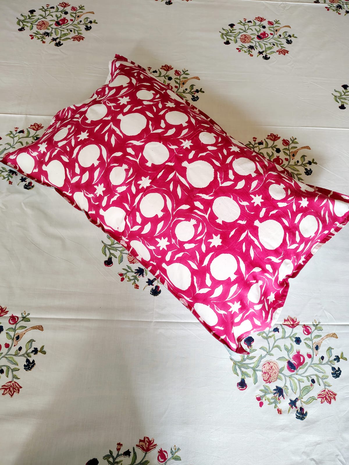 Parrot Block Printed Bedsheet with Two Reversible Pillow Covers - Bichhavans