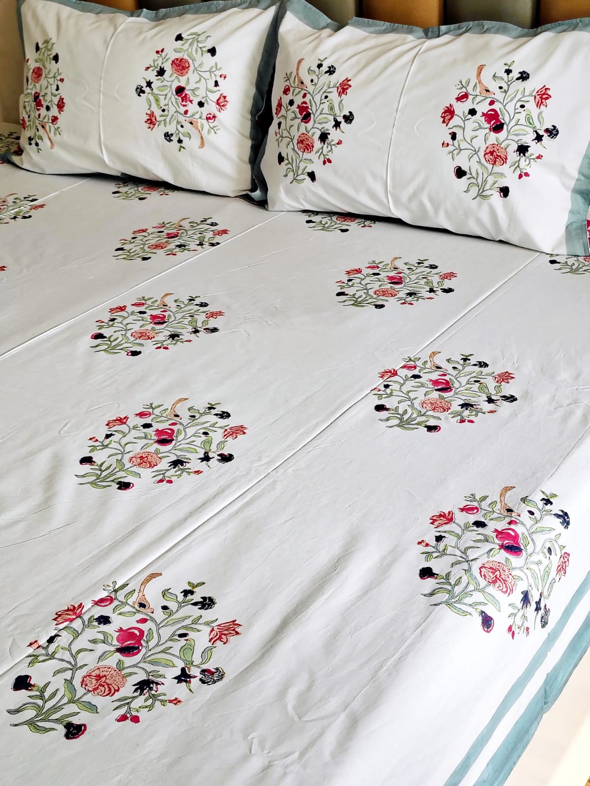 Parrot Block Printed Bedsheet with Two Reversible Pillow Covers - Bichhavans