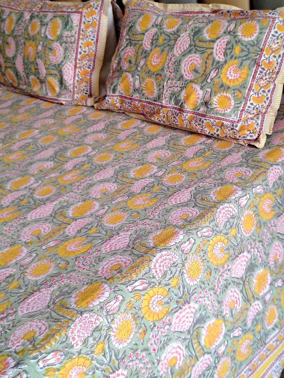Yello Marie Hand Block Matching Bedsheet & Dohar Set - Bichhavans
