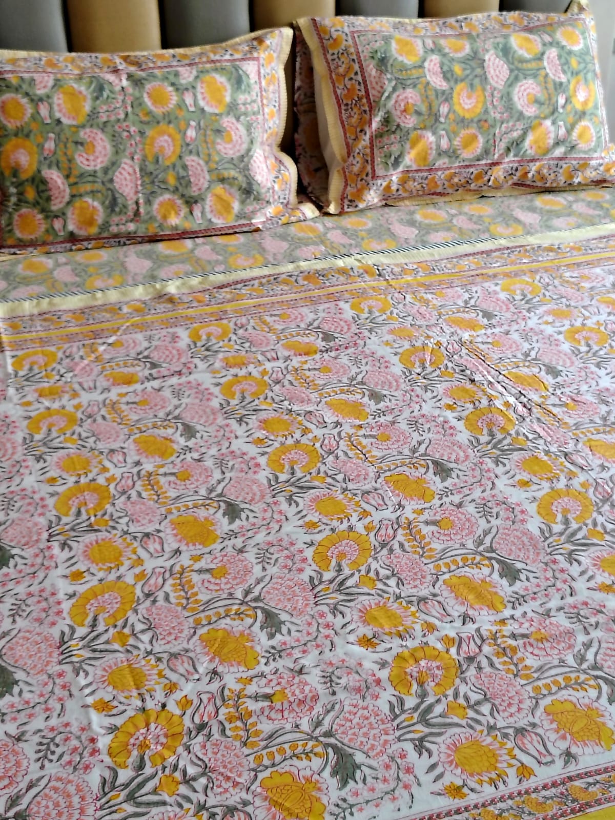Yello Marie Hand Block Matching Bedsheet & Dohar Set - Bichhavans