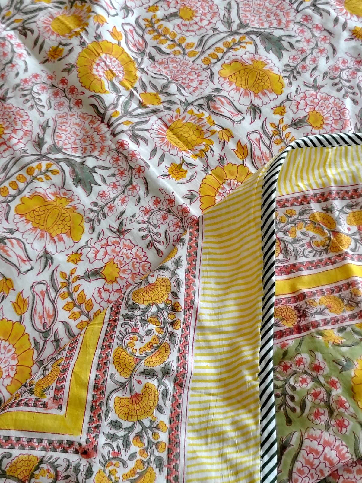 Yello Marie Hand Block Matching Bedsheet & Dohar Set - Bichhavans