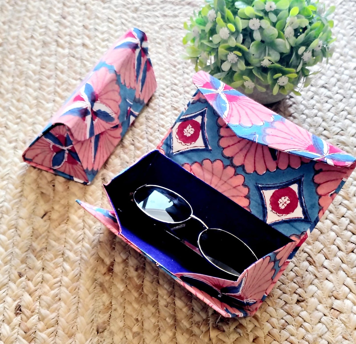 Block Printed Foldable Sleek Sunglasses Cover