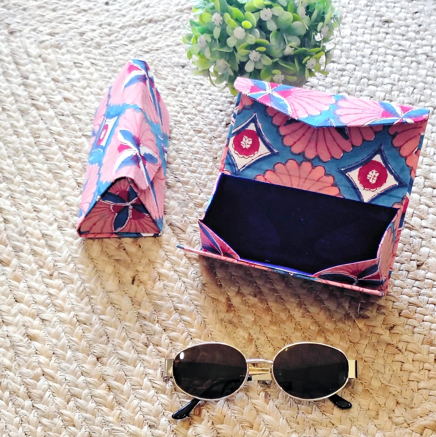 Block Printed Foldable Sleek Sunglasses Cover