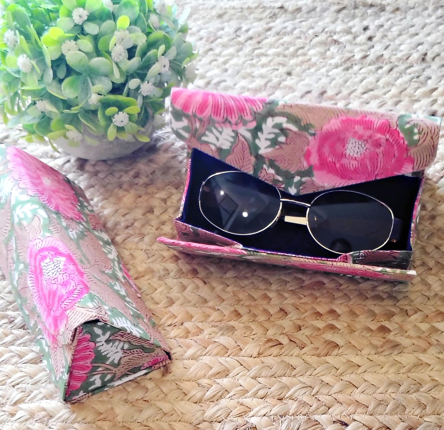 Block Printed Foldable Sleek Sunglasses Cover