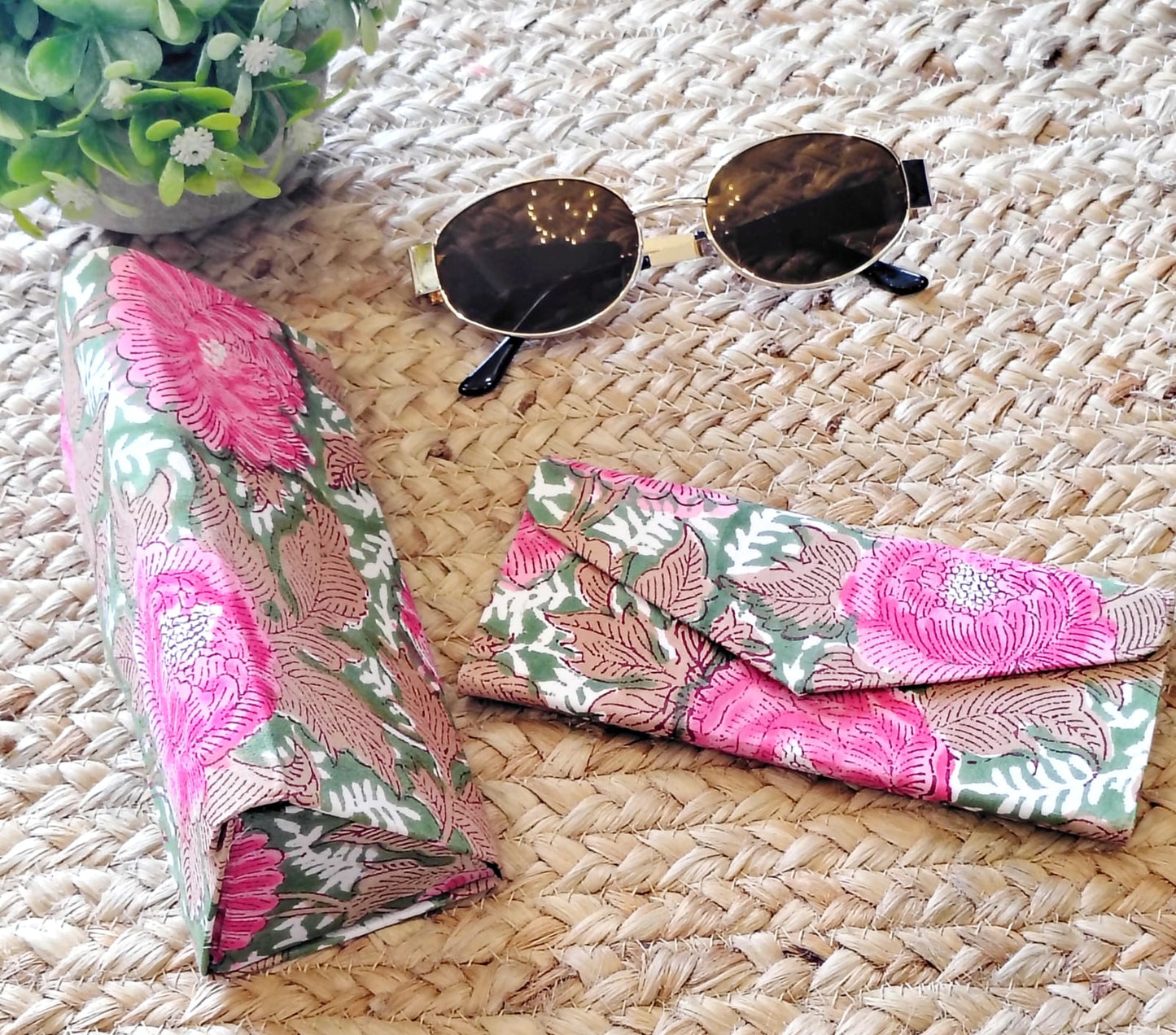 Block Printed Foldable Sleek Sunglasses Cover